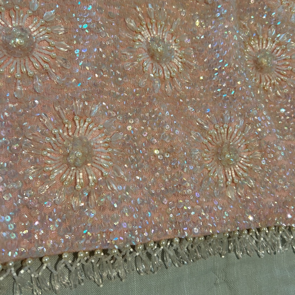 Vintage light pink beaded tank. Size M - Picture 7 of 11